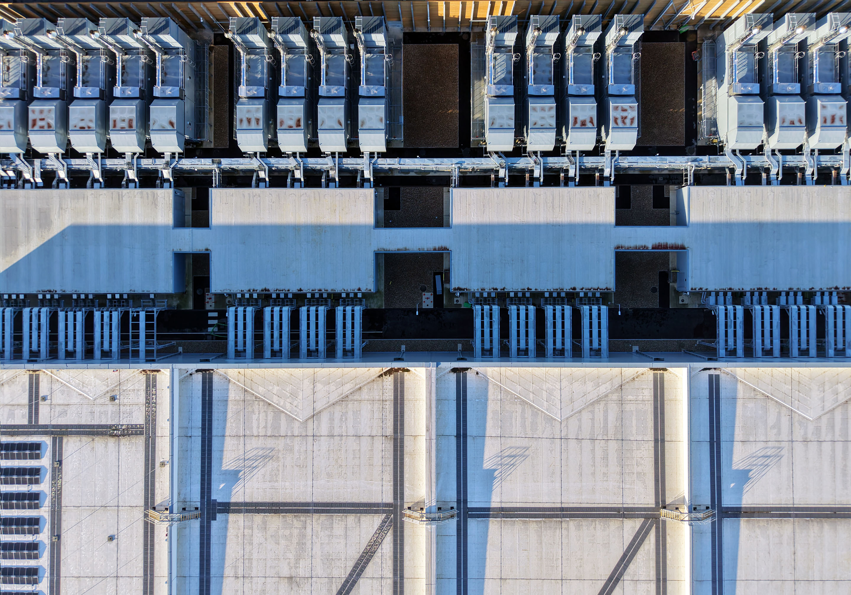 hon-aerial-rooftop-hvac-air-handling-units-2249152852.jpg