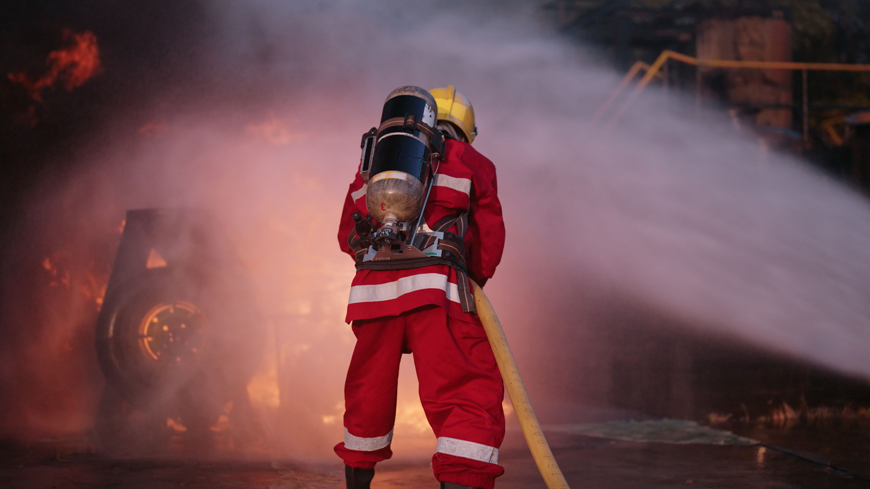 hon-firefighter-scba-hose-vehicle-fire-2213364218.jpg